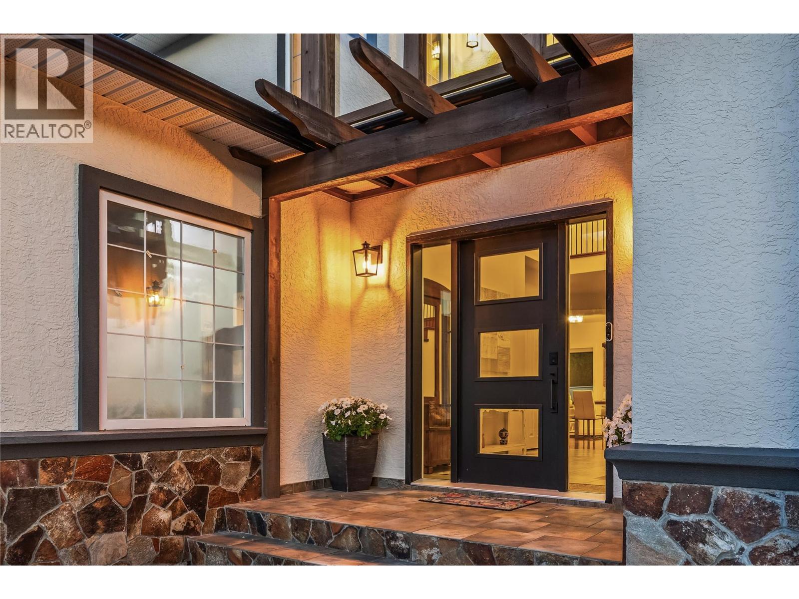  3414 Merlot Way, West Kelowna