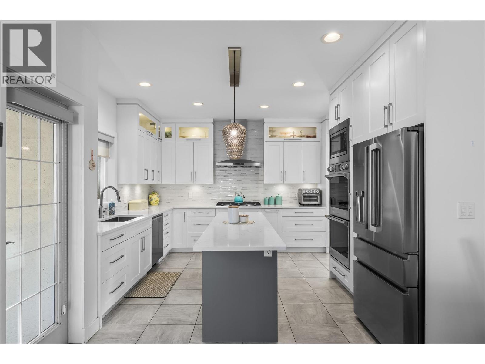  3414 Merlot Way, West Kelowna