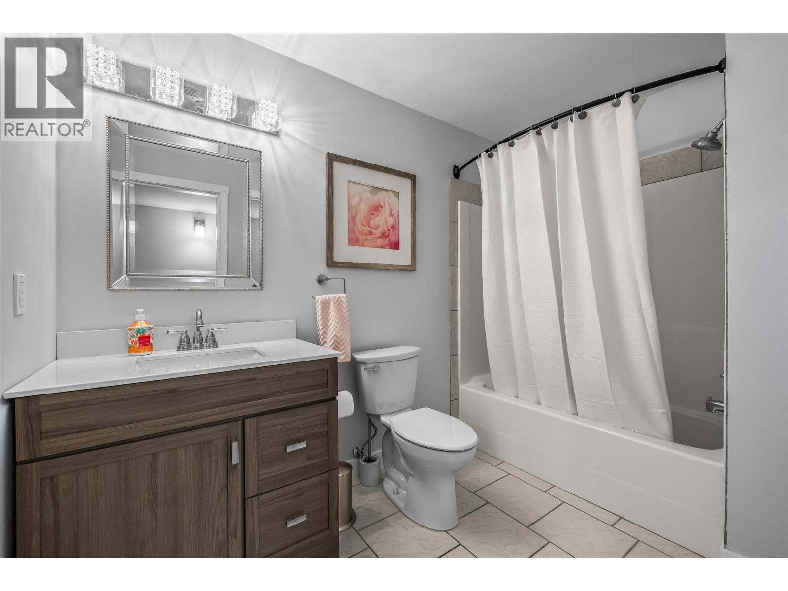  3414 Merlot Way, West Kelowna