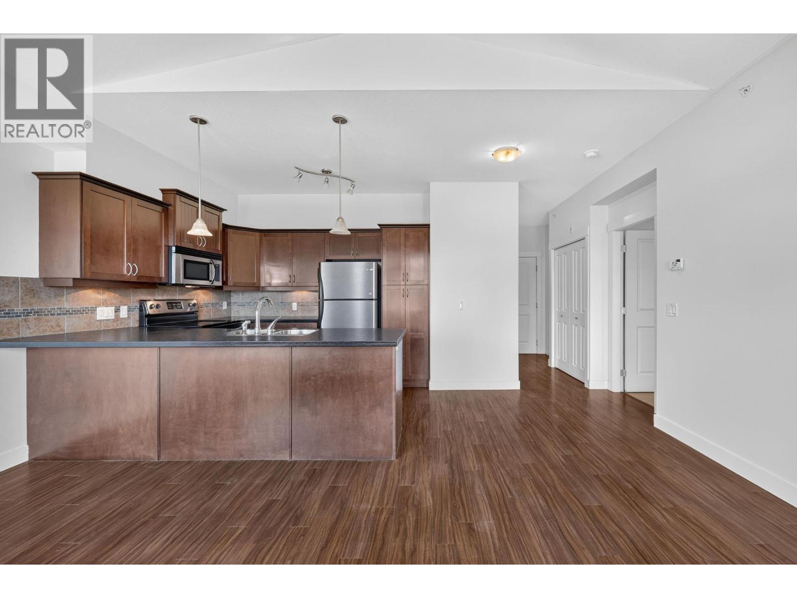 410 3533 Carrington Road, West Kelowna