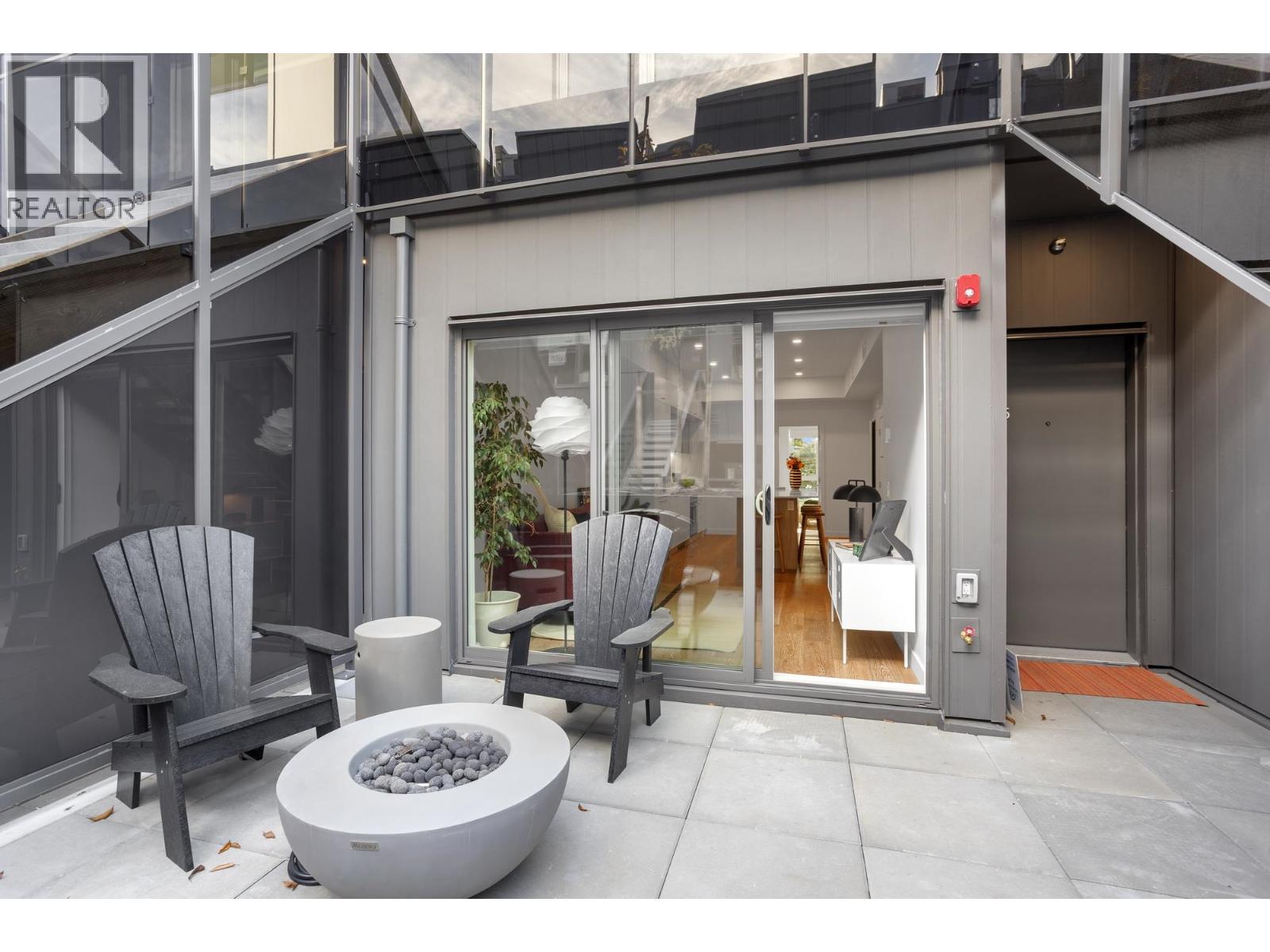 136 602 E 2nd Street, North Vancouver — photo 12