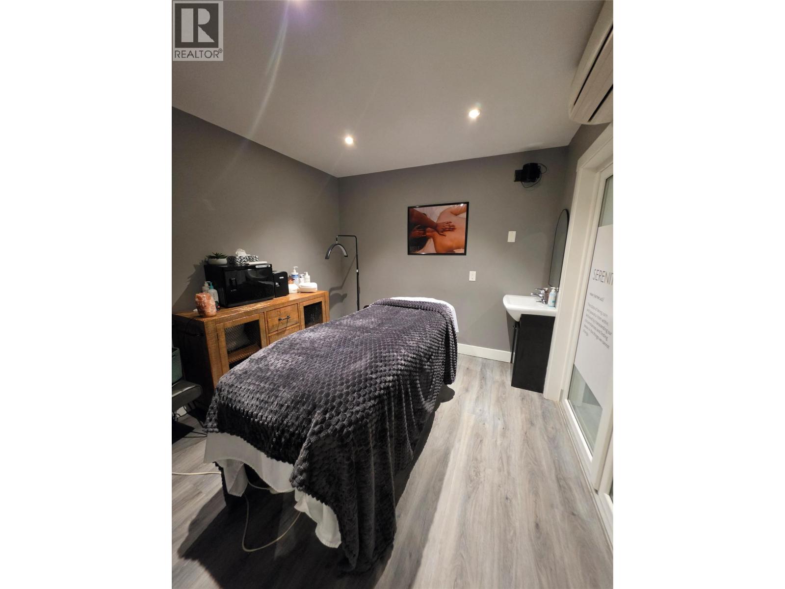 53 Front Street, Penticton