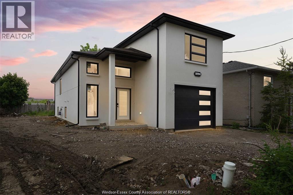 3294 Riberdy, Windsor