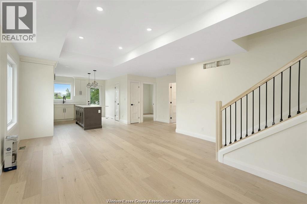 3294 Riberdy, Windsor — photo 3