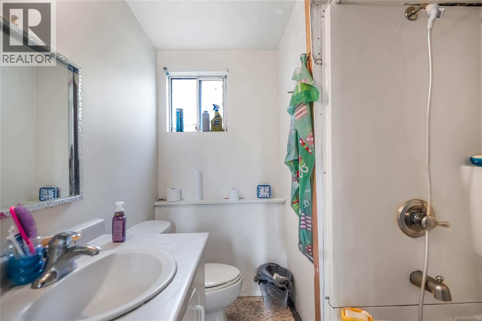  1774 Feltham Road, Saanich