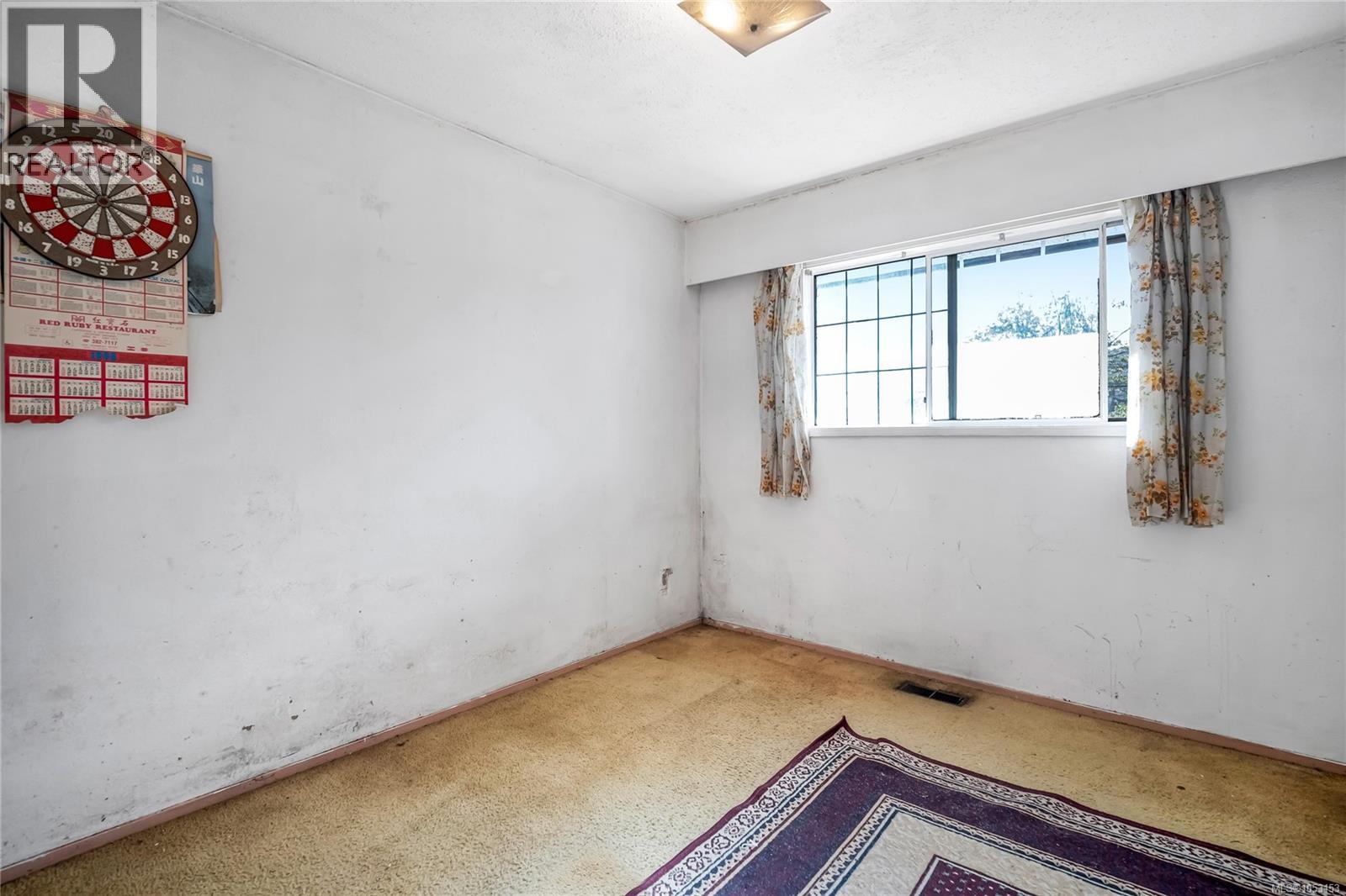  1774 Feltham Road, Saanich
