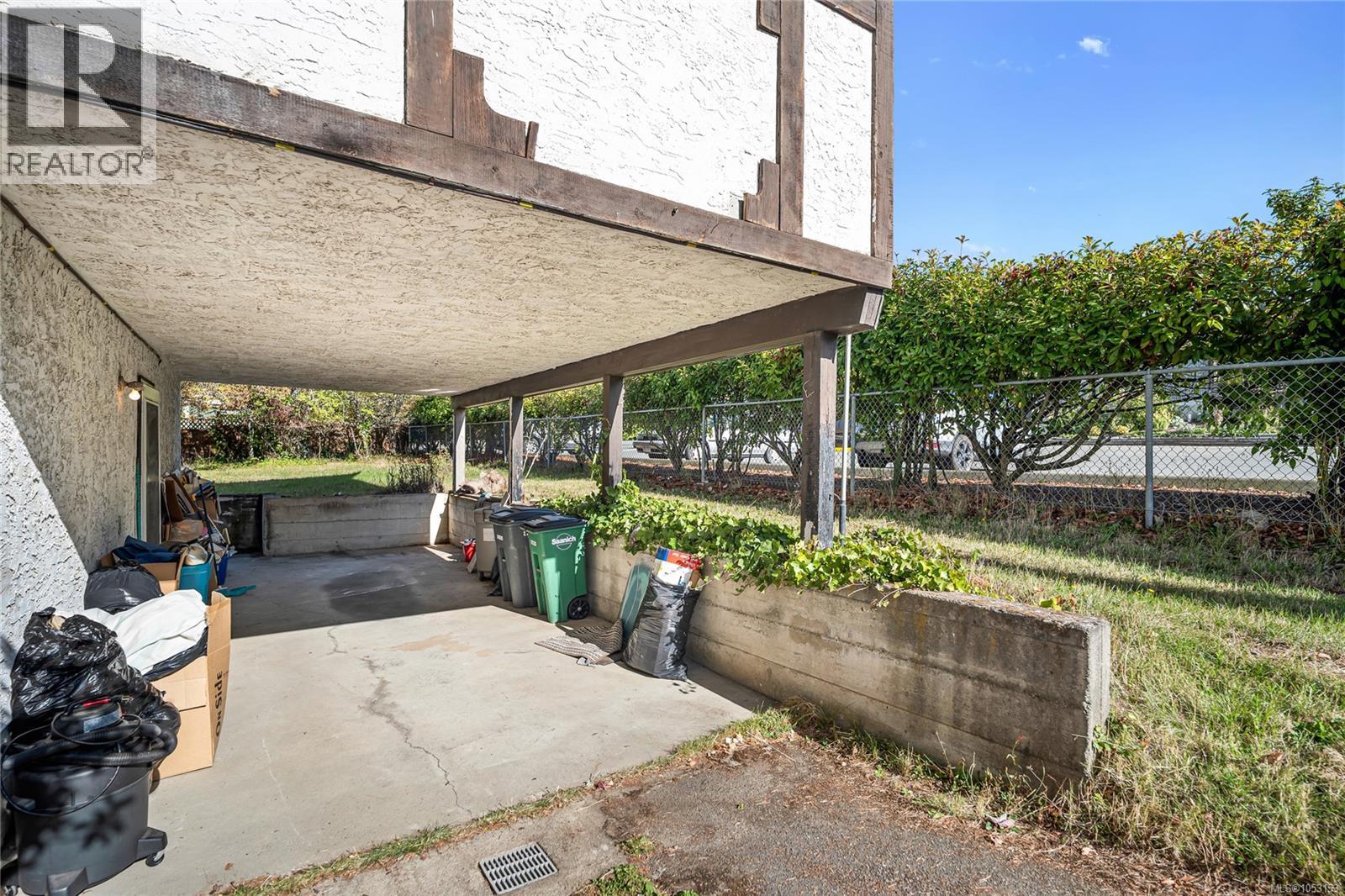  1774 Feltham Road, Saanich