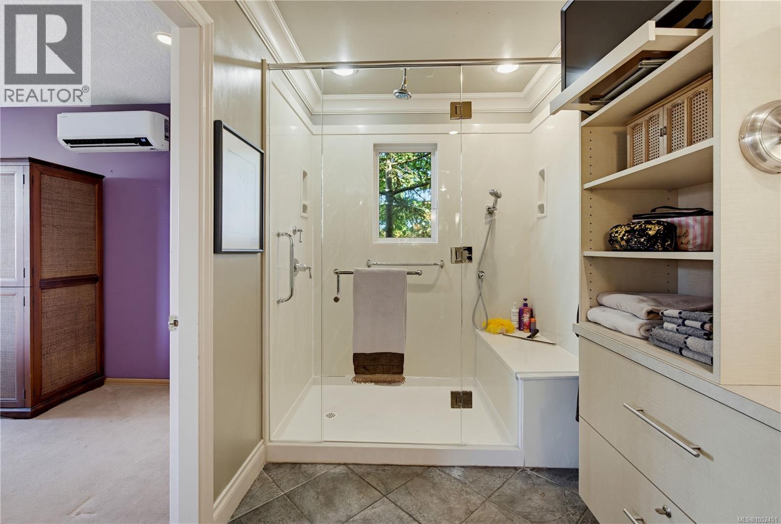  3566 McInnis Rise, Saanich