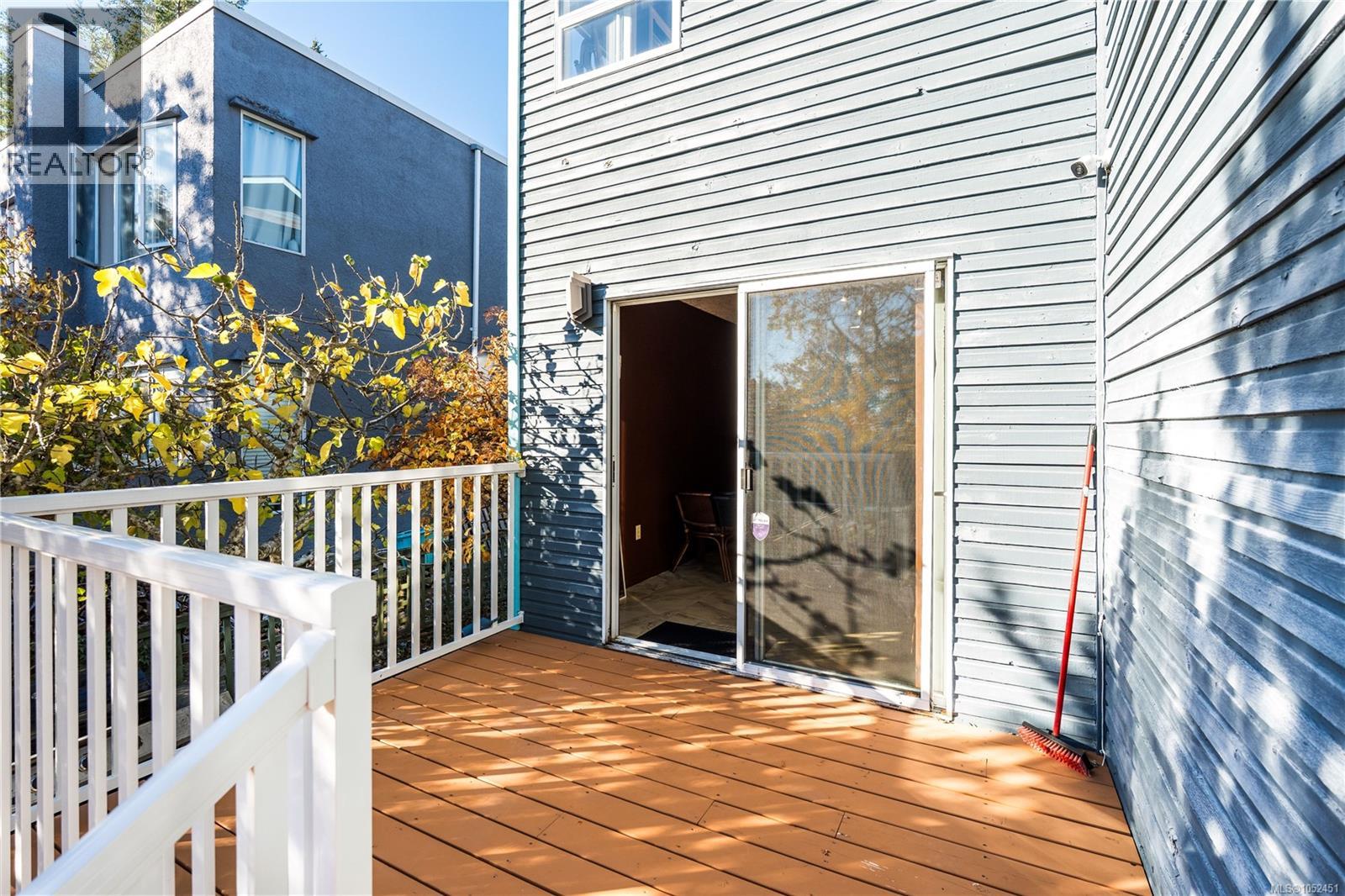  3566 McInnis Rise, Saanich