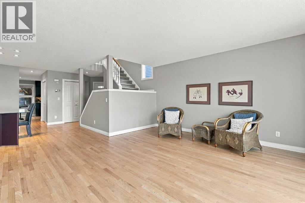1924 29 Avenue SW, Calgary — photo 9