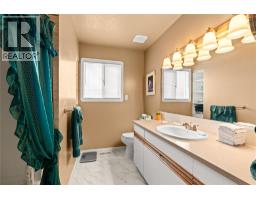 420 Mt Fosthall Place, Vernon, BC V1B2W2 Photo 34