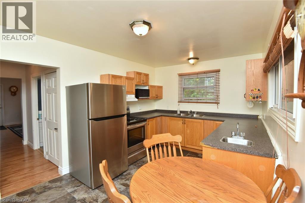 161 JULIAN Avenue, Hamilton — photo 10