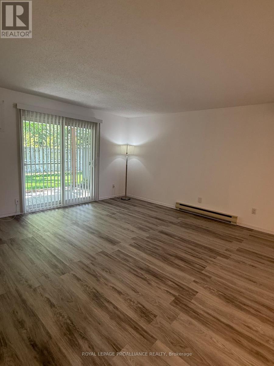 UNIT 14 - 73 LYWOOD STREET, Belleville (Belleville Ward) — photo 6
