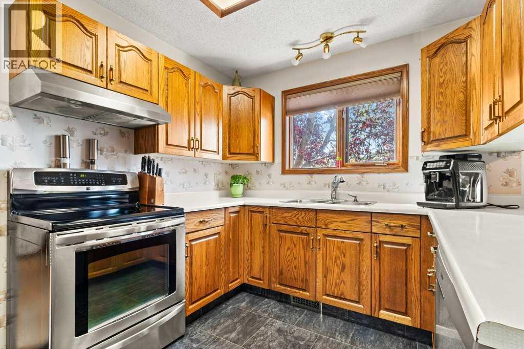 78 Dunning Crescent, photo 15 of 38