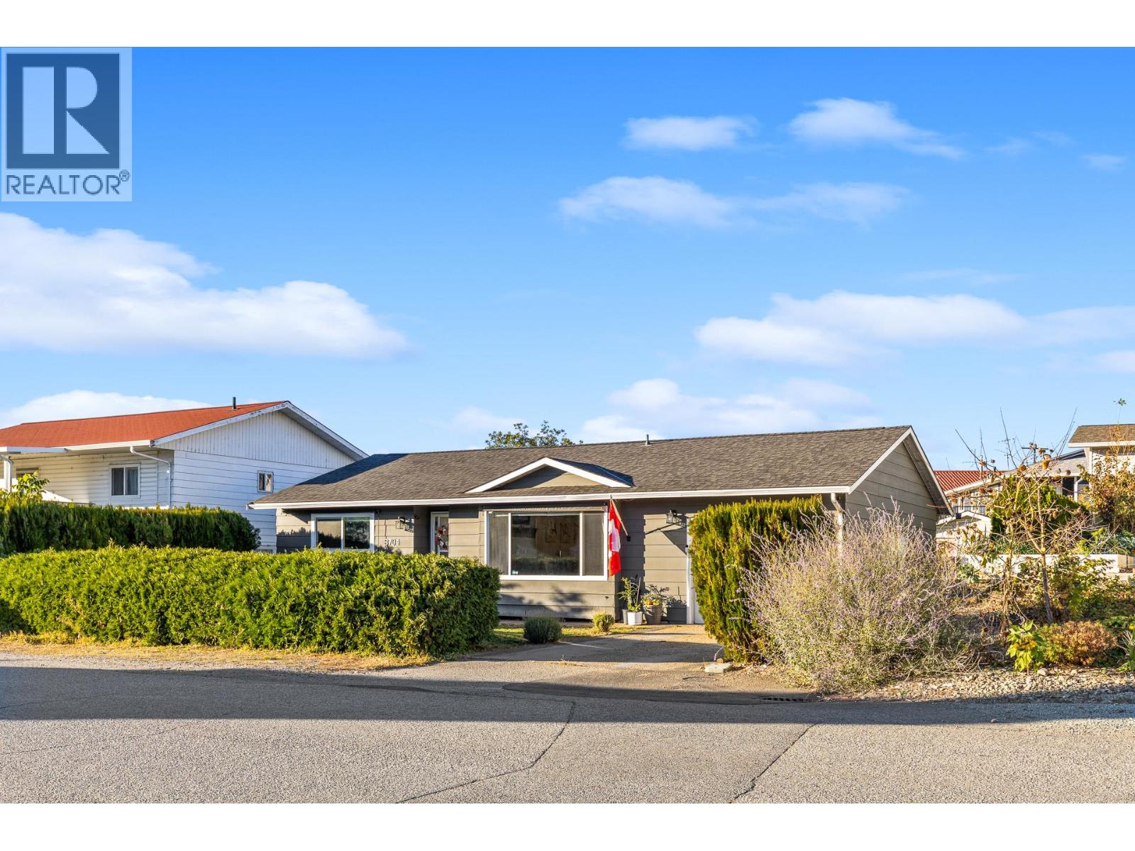 8704 JUBILEE Drive, Osoyoos