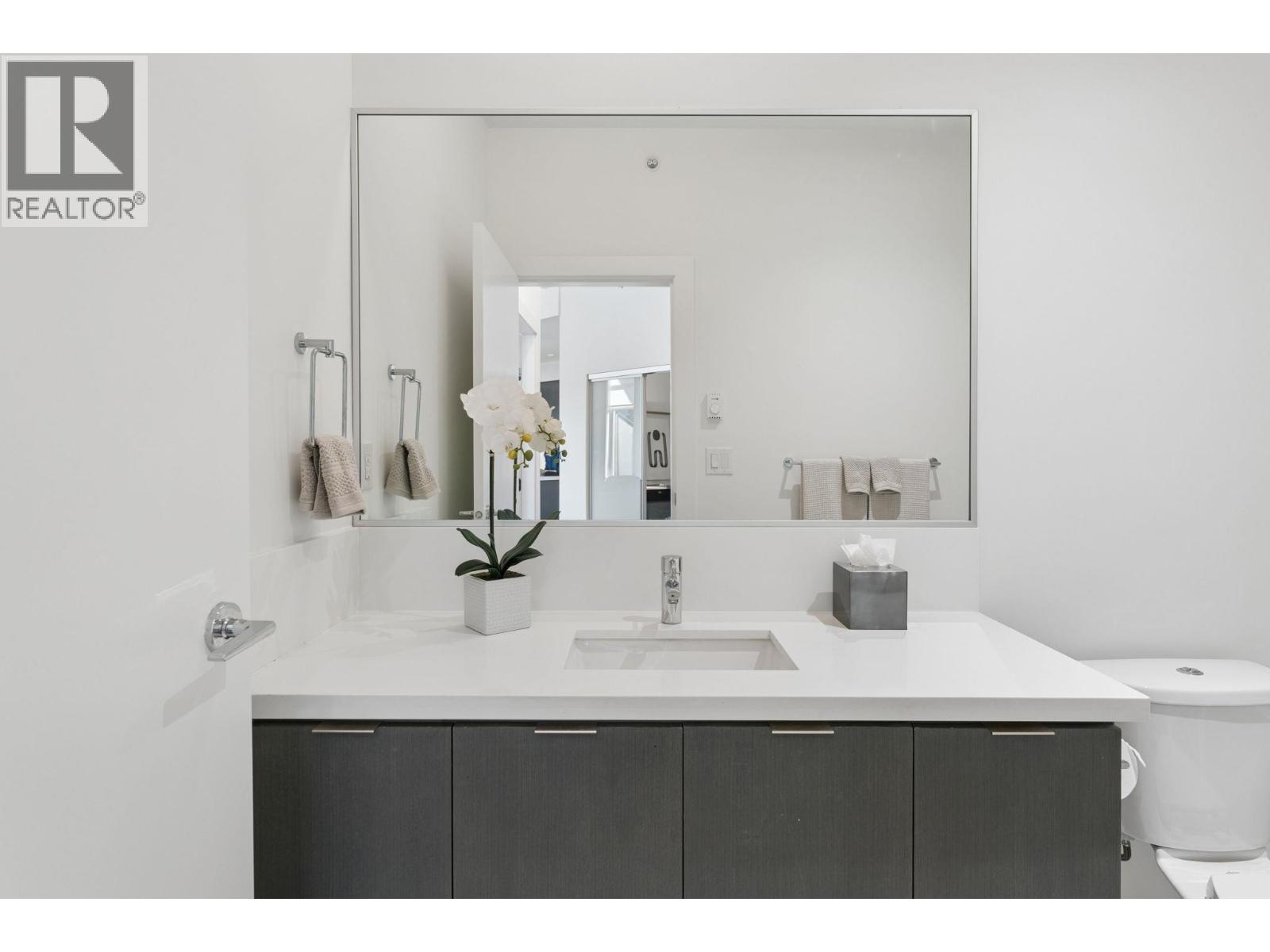 507 3602 Aldercrest Drive, North Vancouver — photo 24