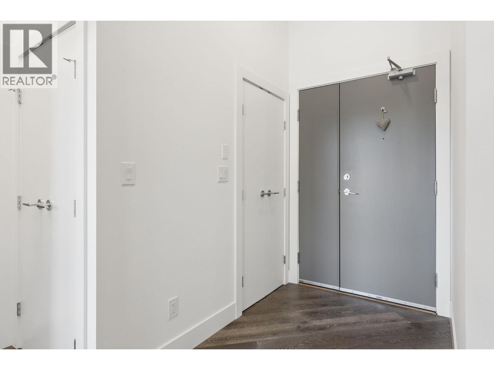 507 3602 Aldercrest Drive, North Vancouver — photo 26
