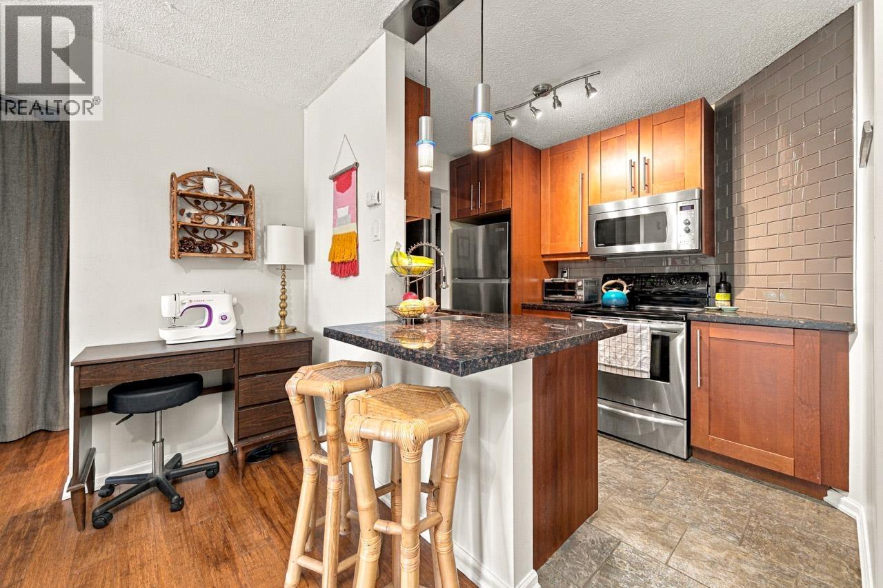 319 750 E 7th Avenue, Vancouver — photo 11