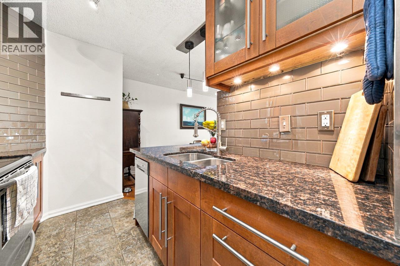 319 750 E 7th Avenue, Vancouver — photo 13