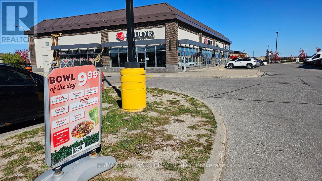 M2-347 Cundles Road, Barrie photo 4