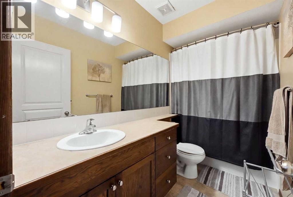 96 Hinshaw Drive, photo 15 of 22