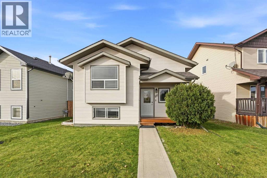 96 Hinshaw Drive, Sylvan Lake