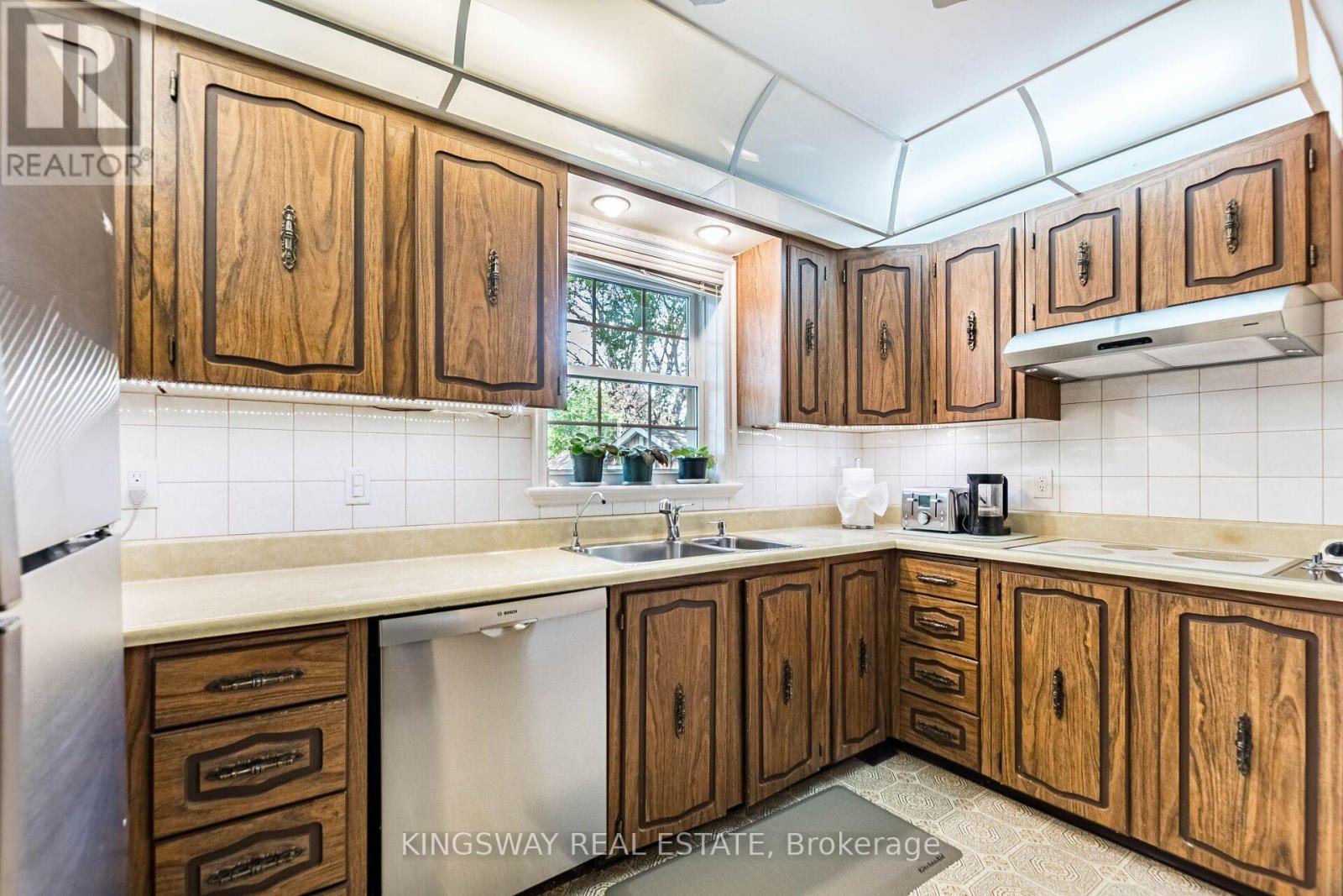 841 WHITNEY DRIVE, Mississauga (Lakeview) — photo 11