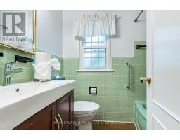841 Whitney Drive, Mississauga, ON L4Y1E2 Photo 21