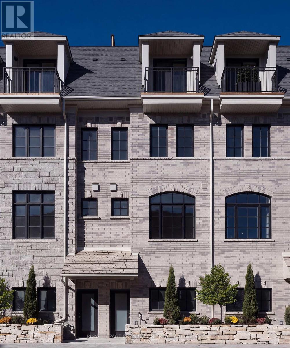 #39 - 30 COMMERCE TRAIL, Toronto (Rockcliffe-Smythe) — photo 2