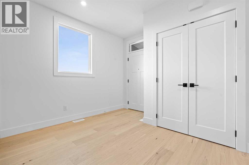 6 Strathmore Lakes Point, photo 11 of 24