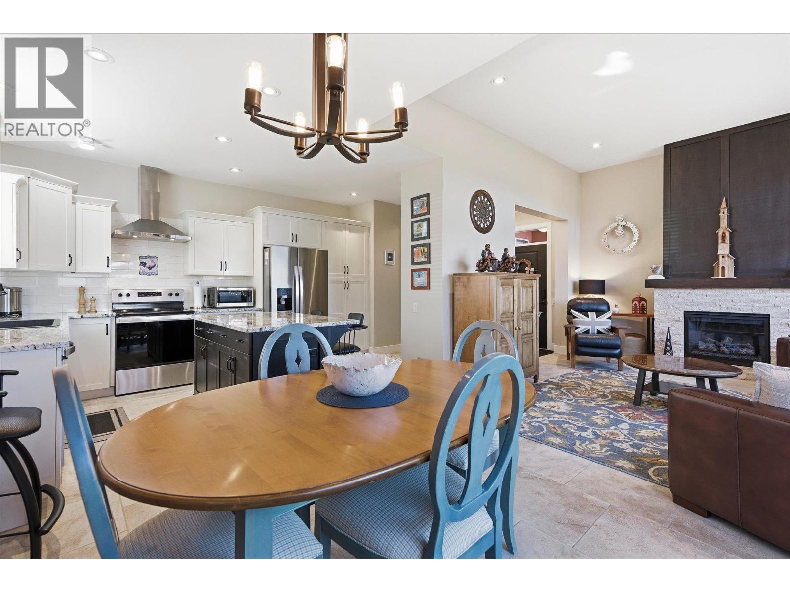  2115 Del Mar Court, West Kelowna