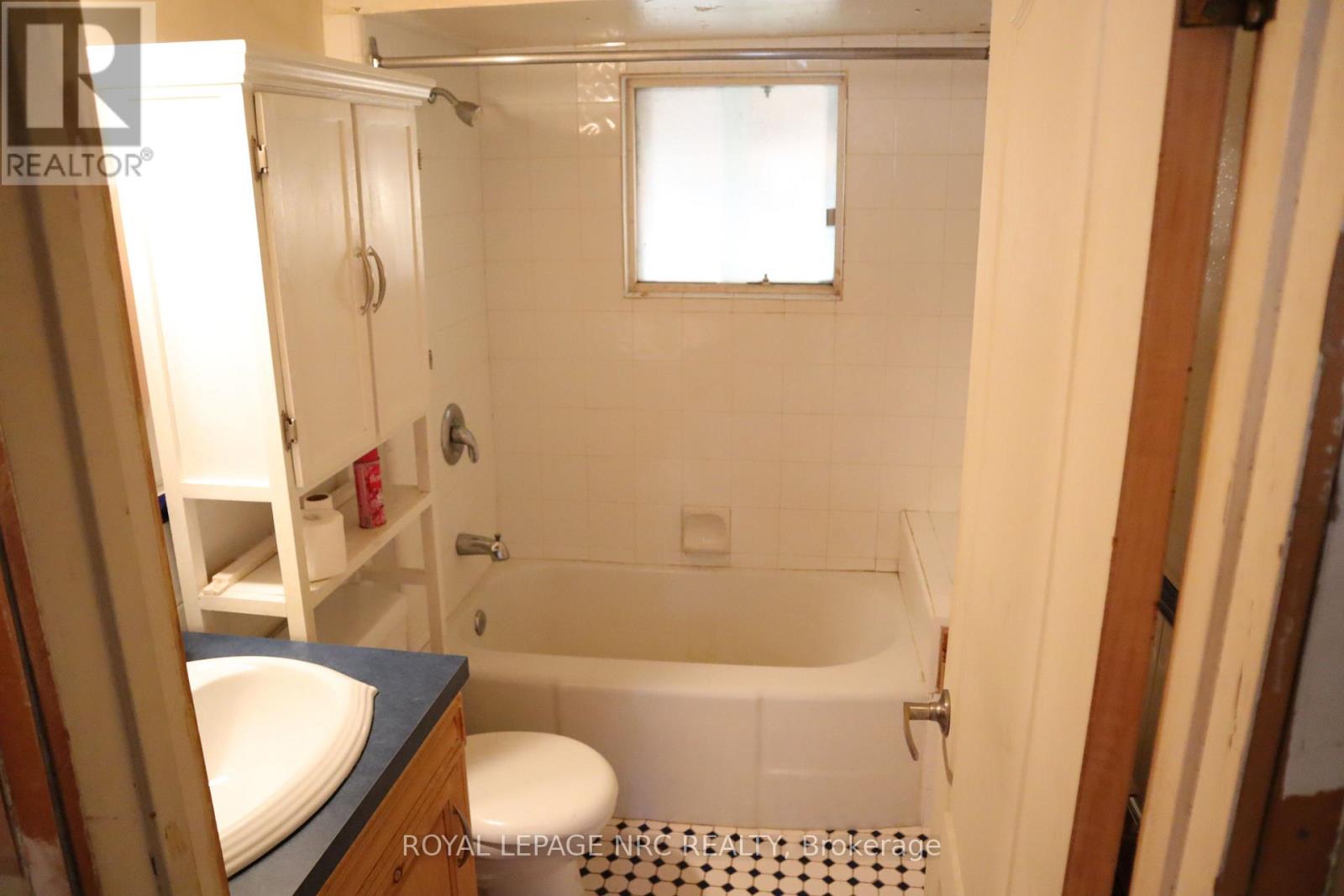 6604 Montrose Road, Niagara Falls, ON photo 14