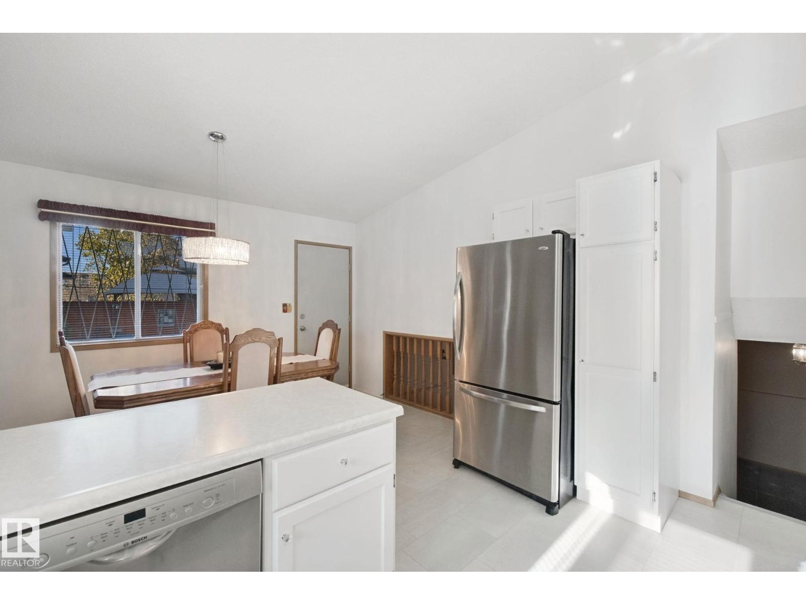 Property photograph 16 for MLS E4514348
