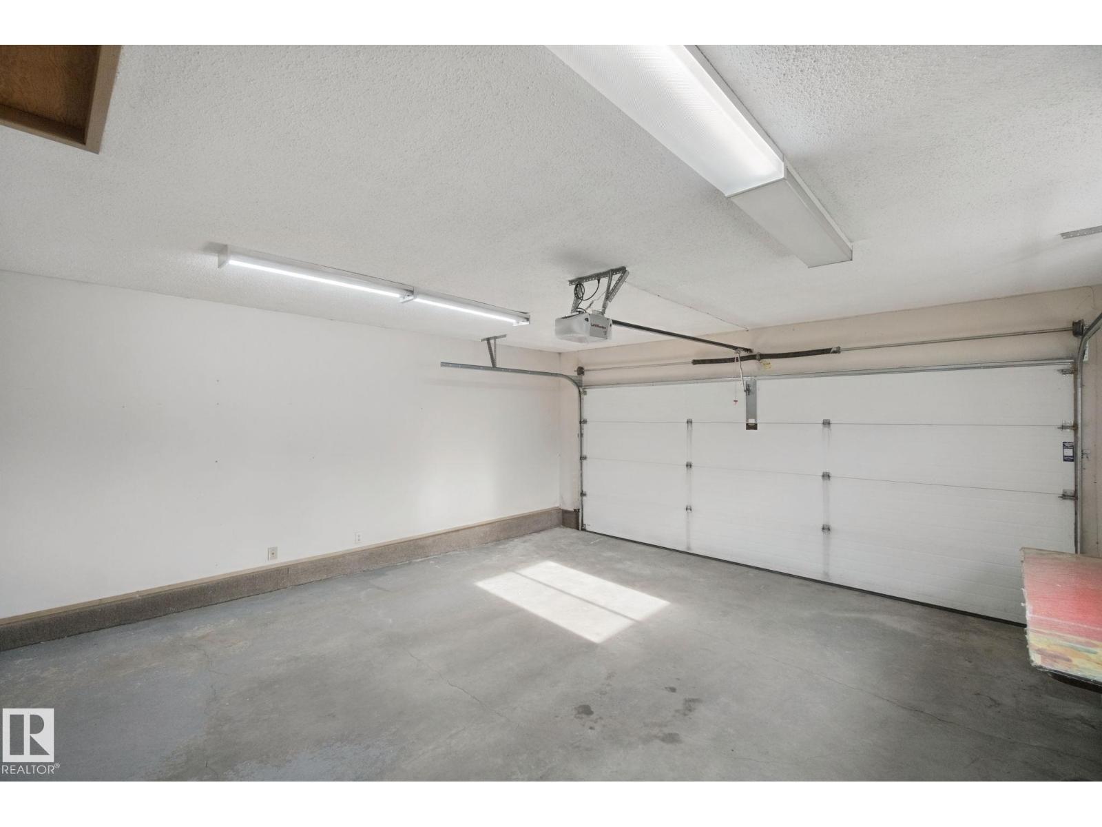 Property photograph 38 for MLS E4514348