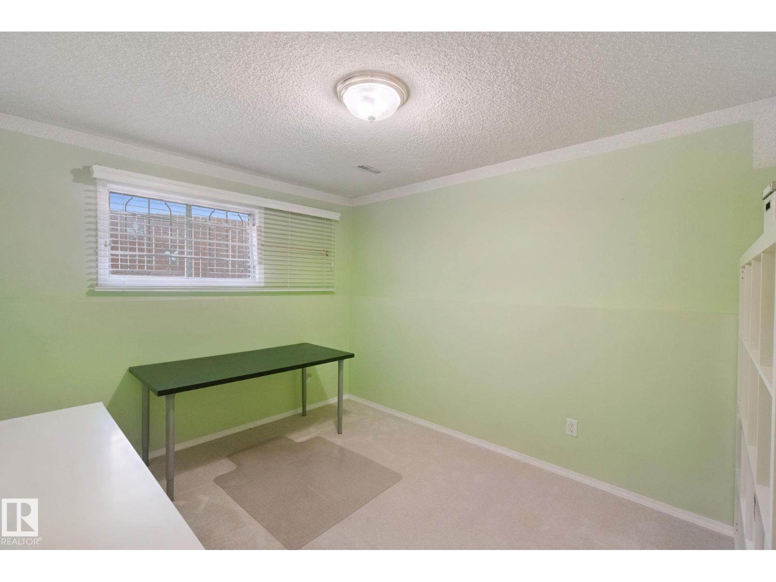 Property photograph 32 for MLS E4514348