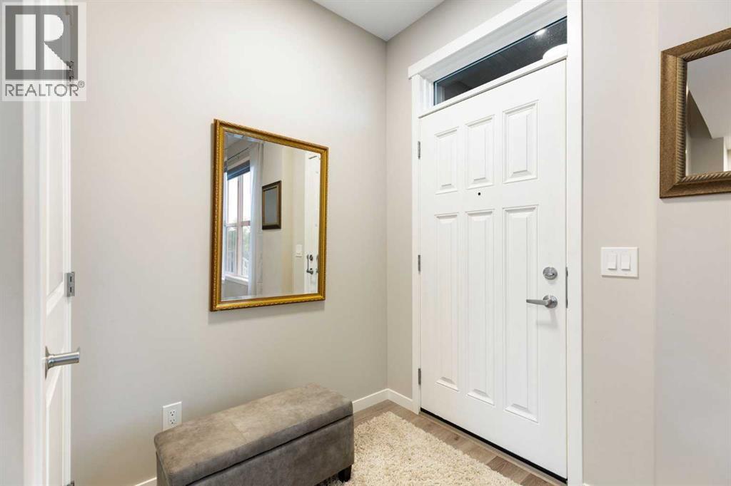 1021 Mahogany Boulevard SE, photo 5 of 50