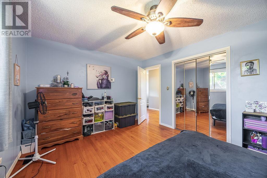24 Chartwell DR - 13