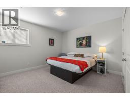 366 Trumpeter Court, Kelowna, BC V1W5J4 Photo 45