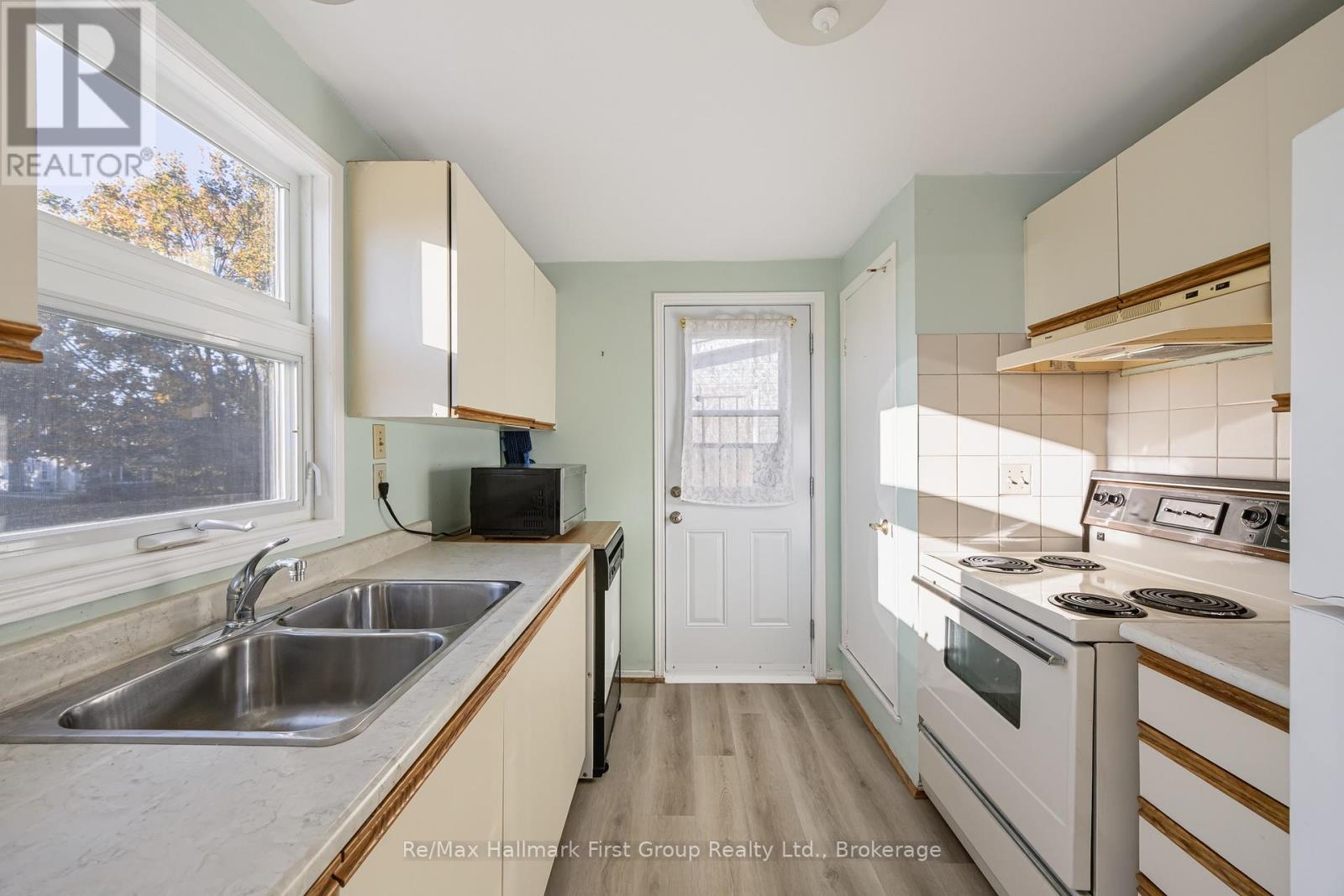 13 HERITAGE LANE, Clarington (Newcastle) — photo 10