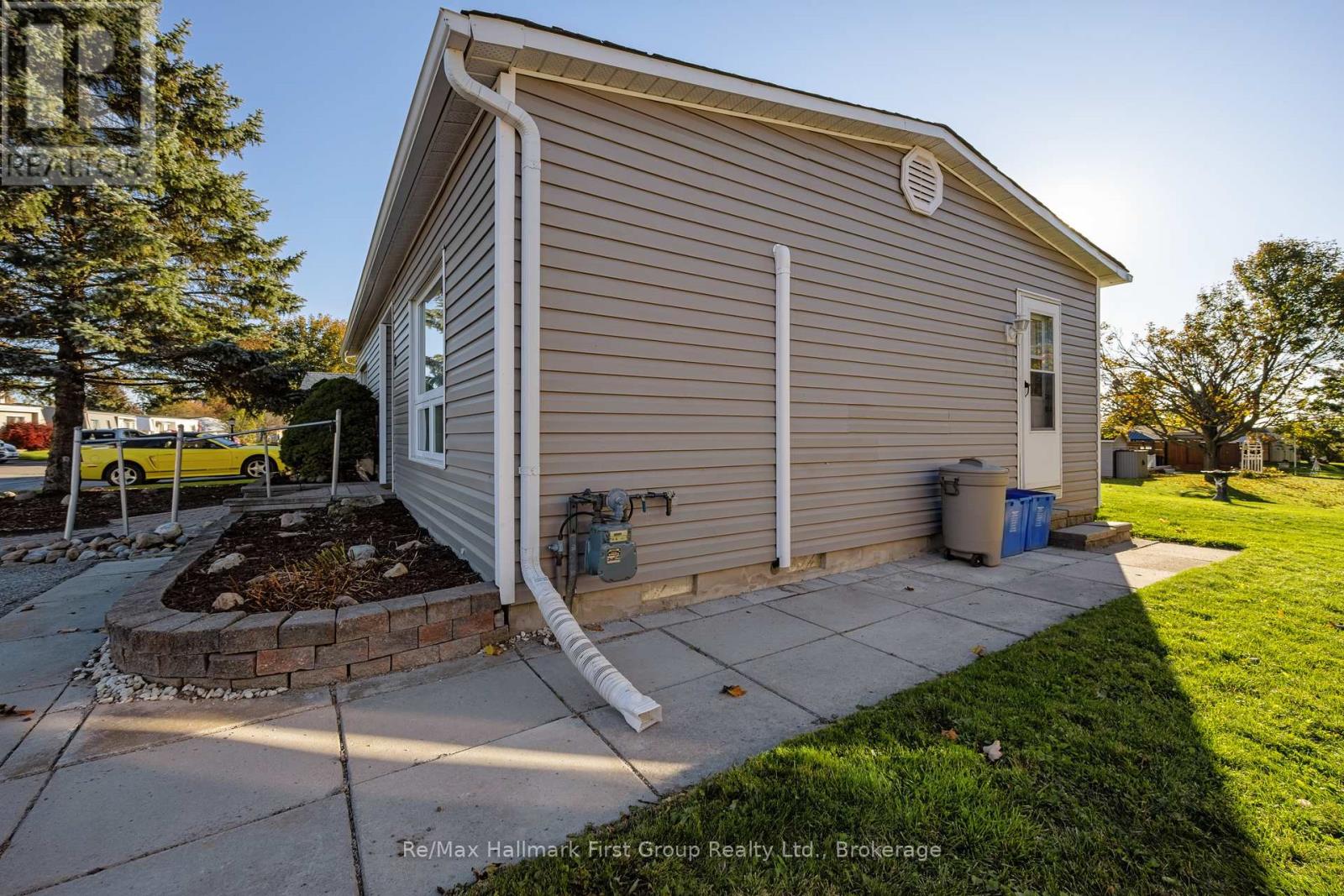 13 HERITAGE LANE, Clarington (Newcastle) — photo 3