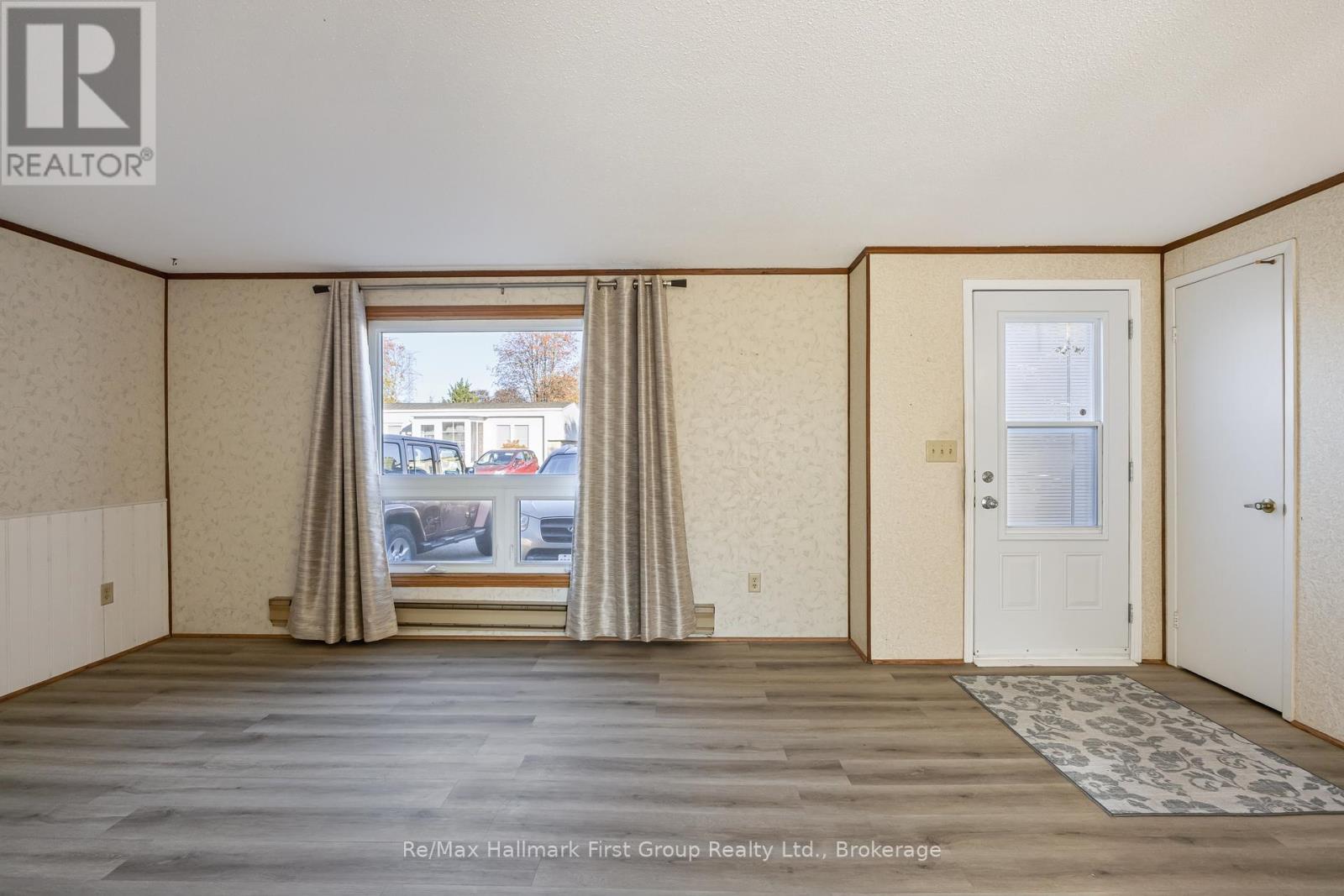 13 HERITAGE LANE, Clarington (Newcastle) — photo 5