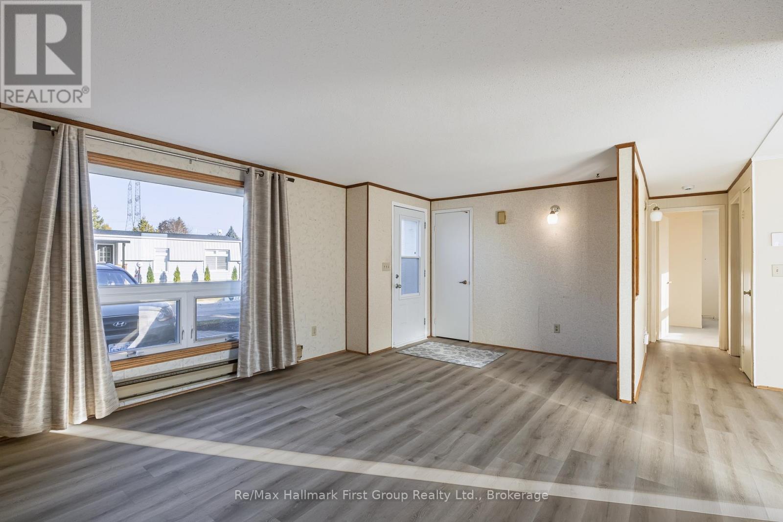 13 HERITAGE LANE, Clarington (Newcastle) — photo 6