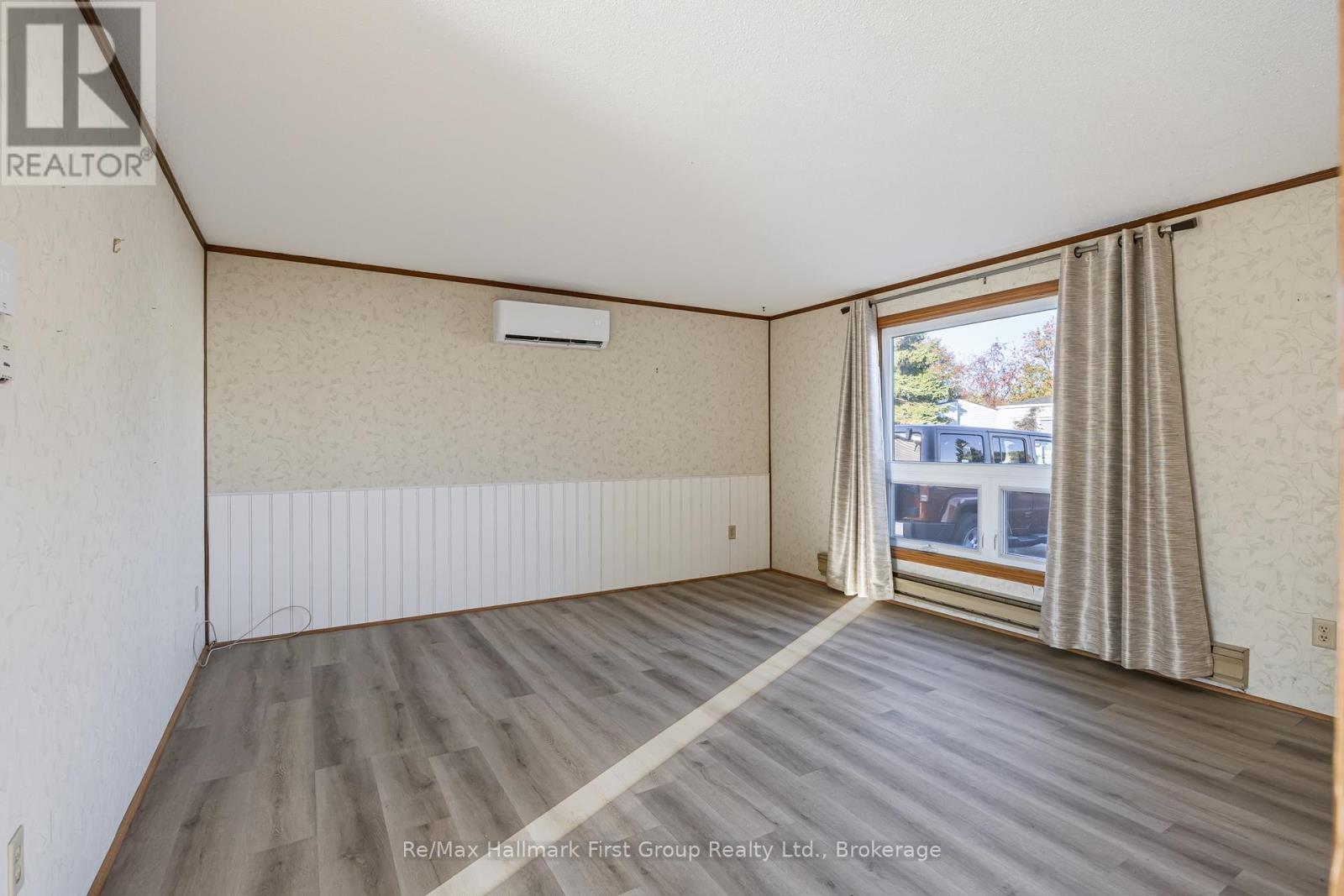 13 HERITAGE LANE, Clarington (Newcastle) — photo 7
