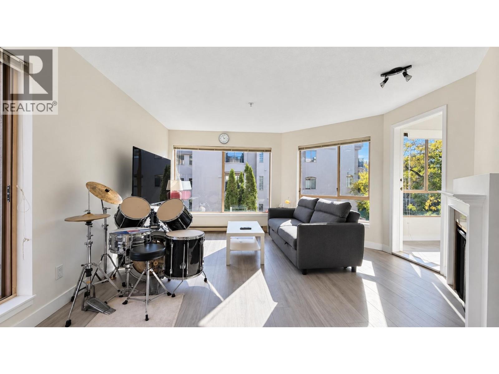 306 1859 Spyglass Place, Vancouver — photo 6