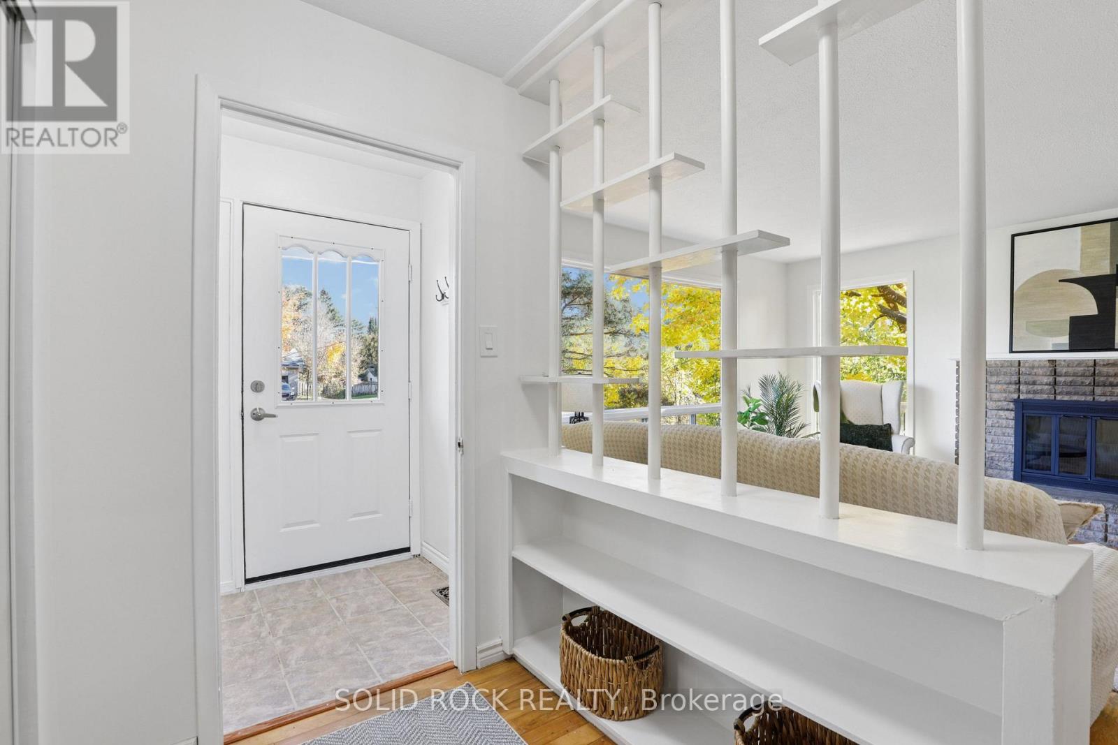 103 ROSTAD AVENUE, Ottawa — photo 5