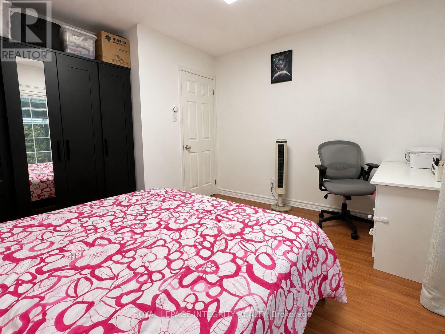 UPPER UNIT - 58 BINSCARTH CRESCENT, Ottawa — photo 11