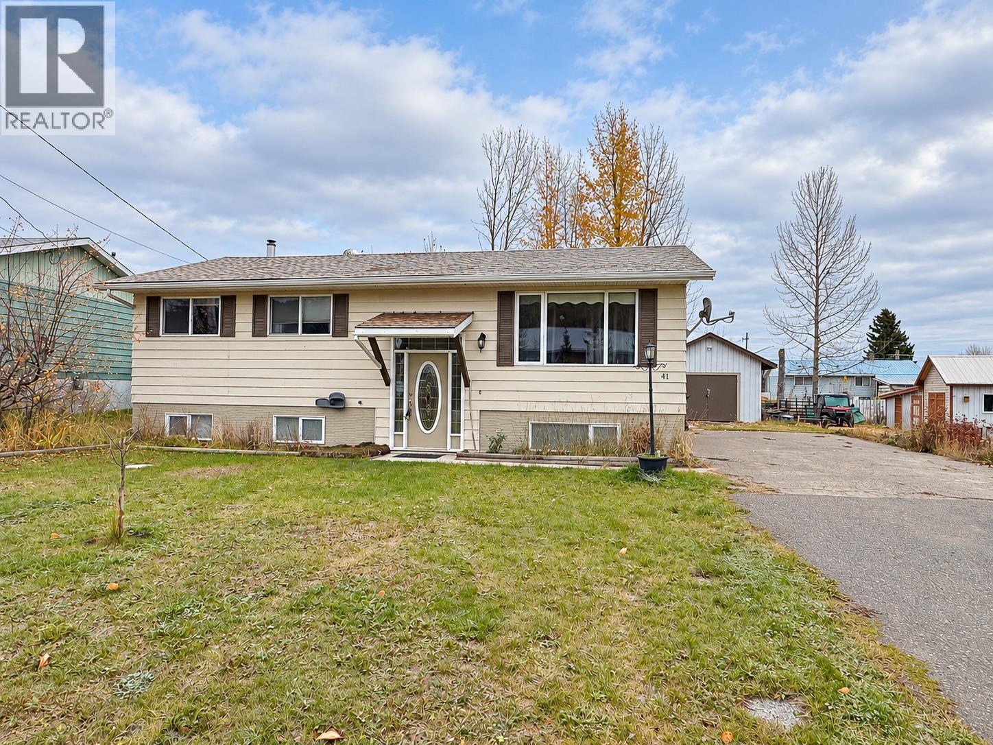 41 CHAPMAN Street, Granisle