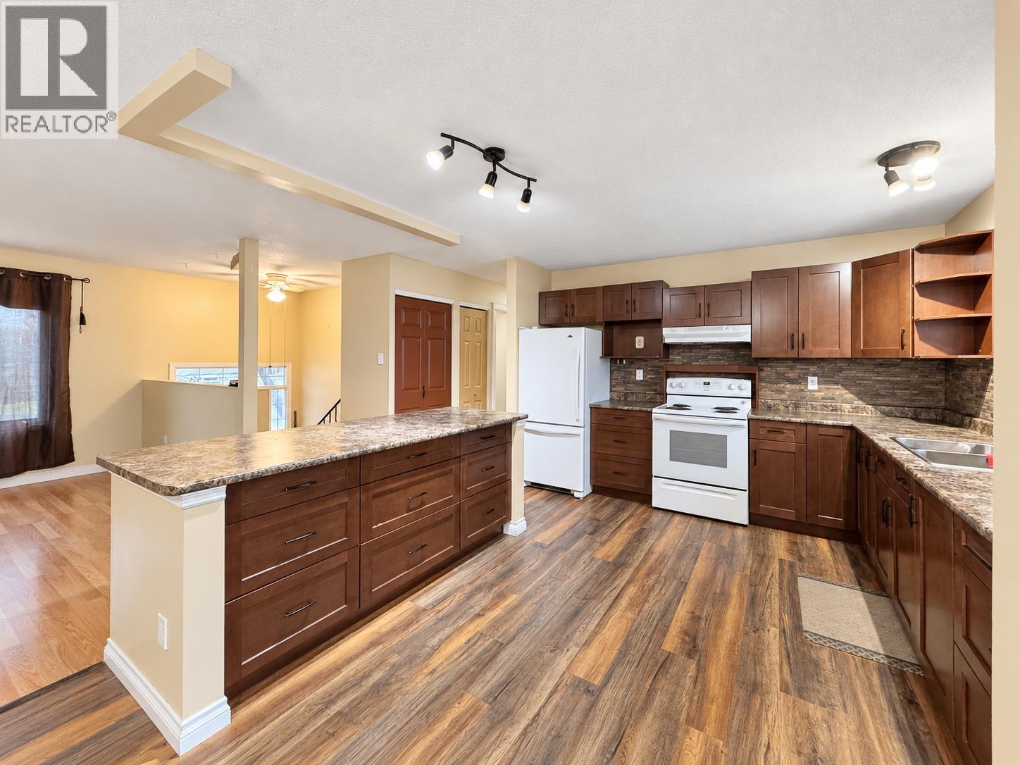 41 CHAPMAN Street, Granisle