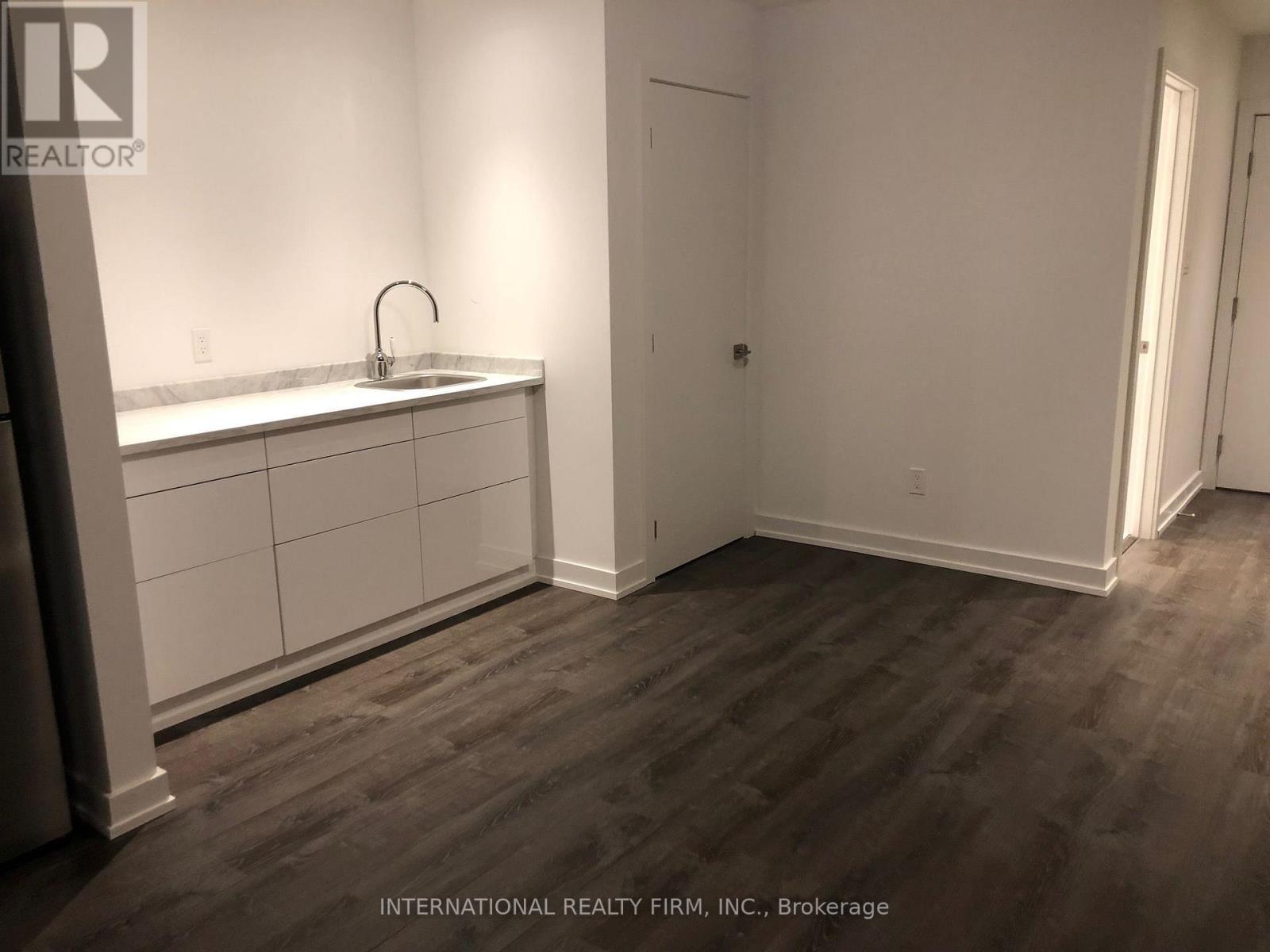 48 PERTH AVENUE, Toronto (Dufferin Grove) — photo 4