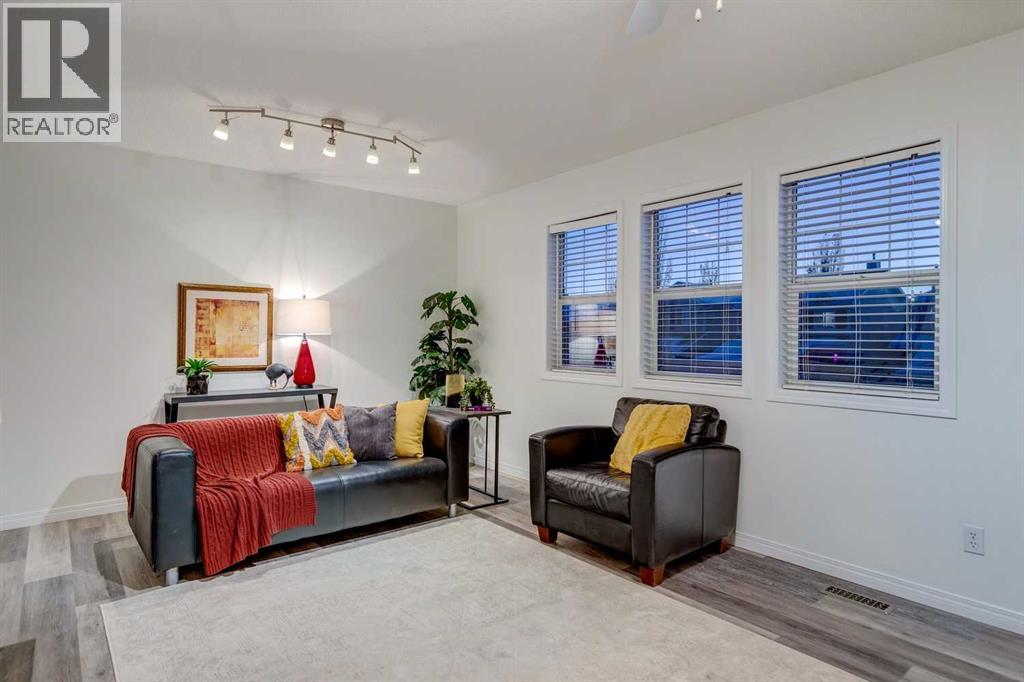 78 Cougar Plateau Way SW, Calgary — photo 22